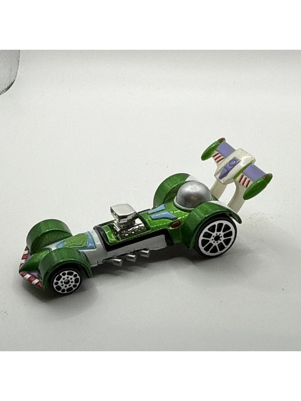Disney Pixar Toy Story Buzz Lightyear Car Diecast Vehicle 1/64 Scale Wild Racer